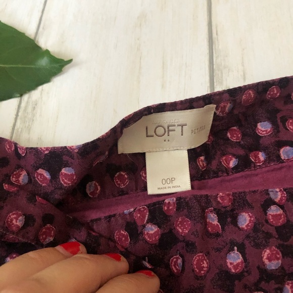 LOFT skirt size 00P purple with dots - Picture 3 of 4